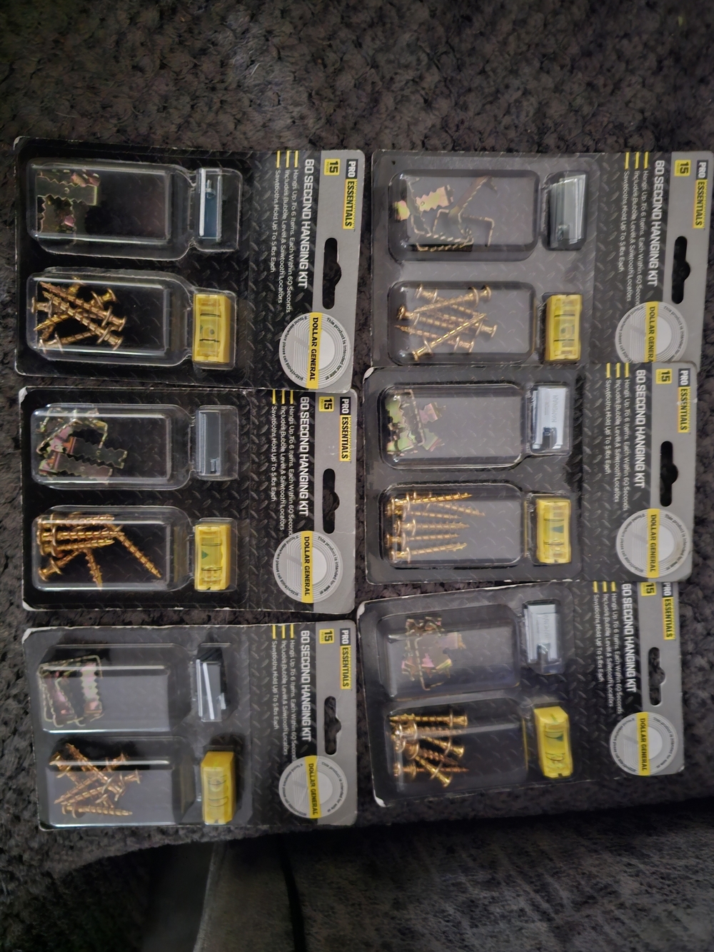 Room Essentials Gold Screw & Hanging Kit Assorted Packs